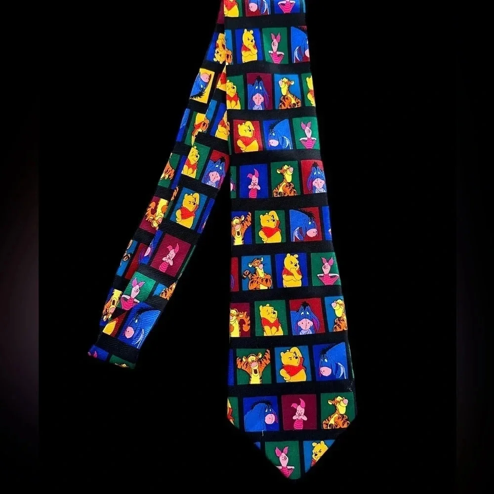 Disney Winnie the Pooh and Friends Silk Necktie Tie‎ Eeyore  Tigger Piglet Cute